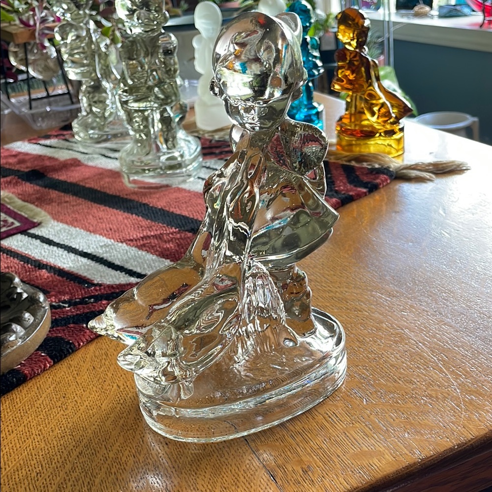 Hummel Clear Glass Art Sculpture